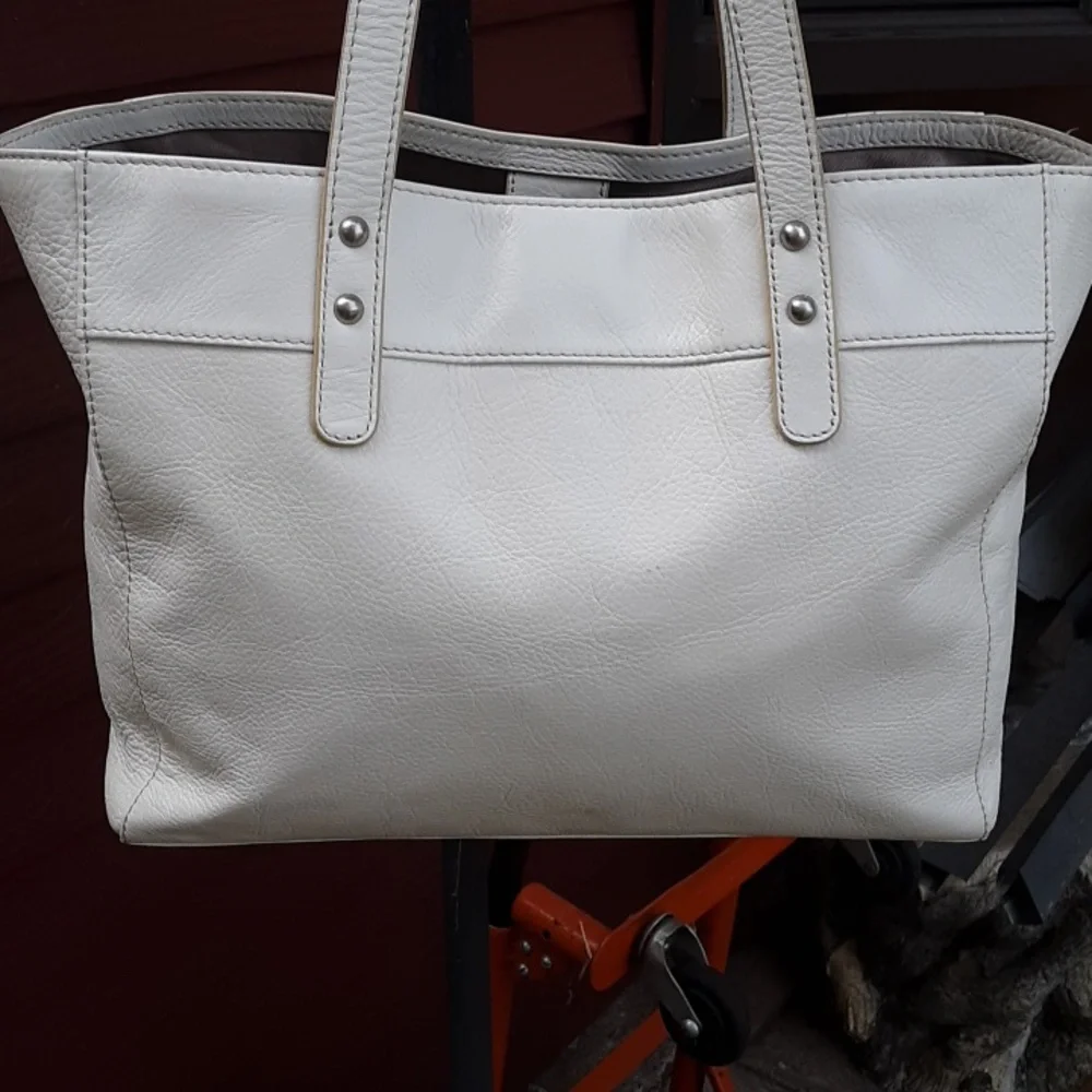 Fossil Tote Bag - Picture 3 of 11